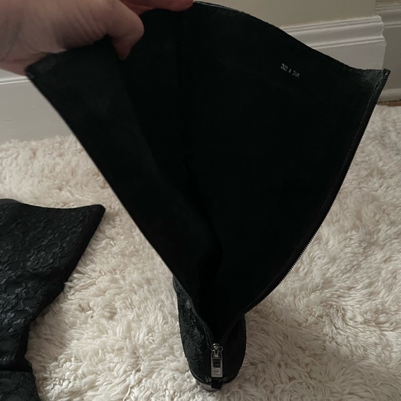 Tiramisu Black Lace Over Suede Western Style Boots - Picture 4 of 16